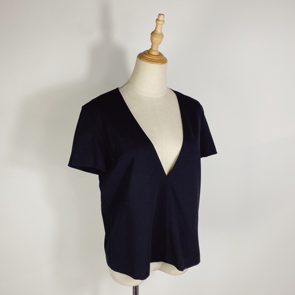 Theory Tops - THEORY Zadeia Ponte Plunge V-Neck Black Short Sleeve Top Womens Medium
